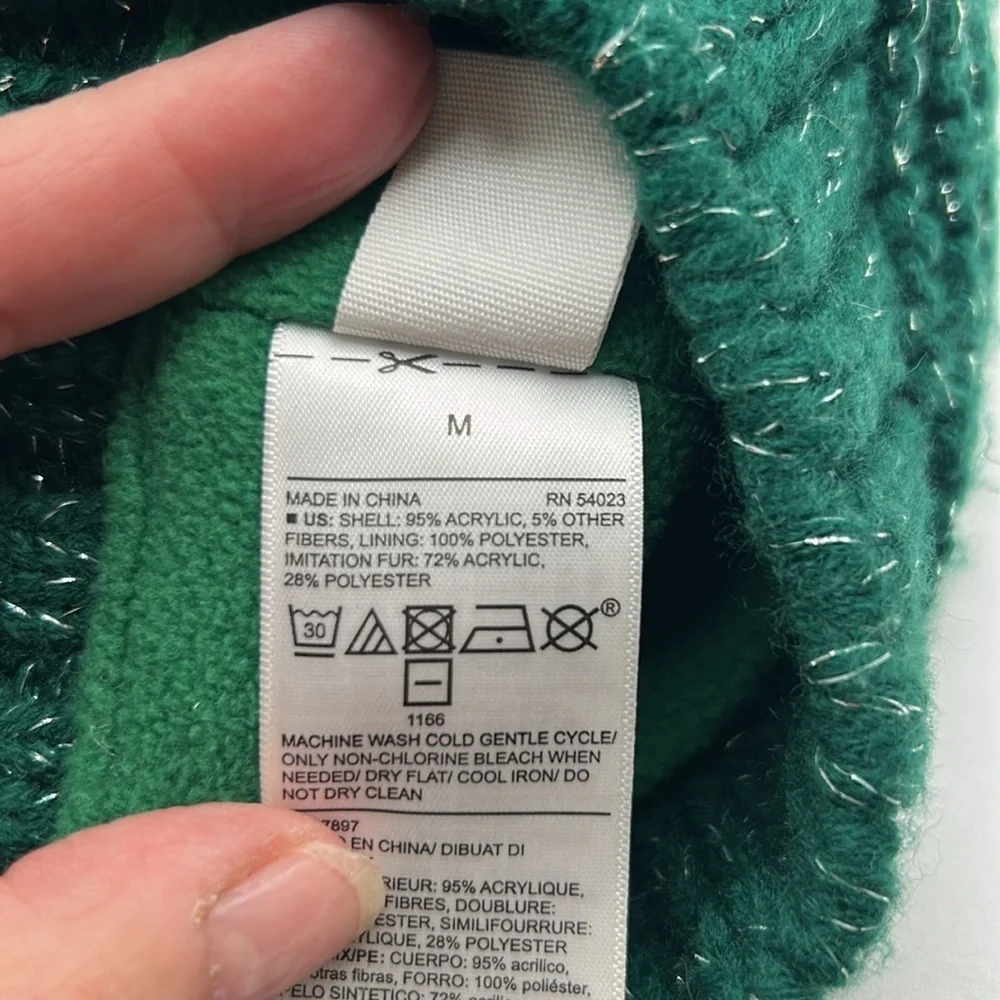 Old Navy Girl's Hunter Green Knit Silver Tinsel Fuzzy Winter‎ Beanie Size Medium